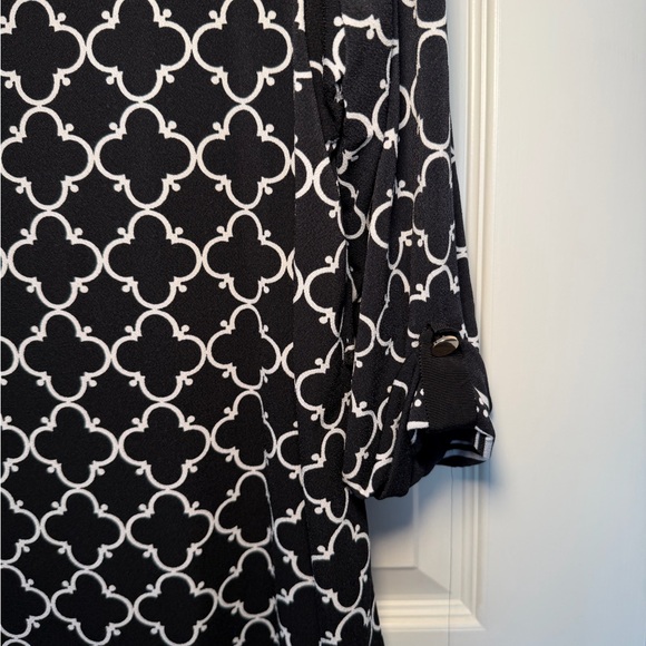 Charter Club Black and White Patterned Tunic Top - Picture 4 of 8
